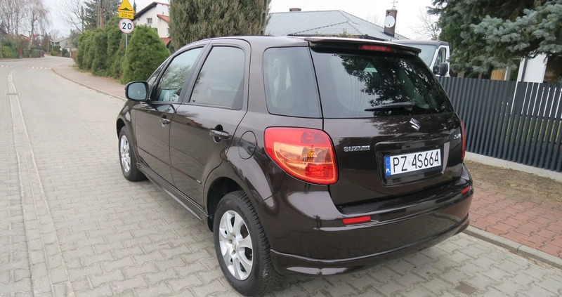 Suzuki SX4 cena 35800 przebieg: 126000, rok produkcji 2013 z Kleszczele małe 277